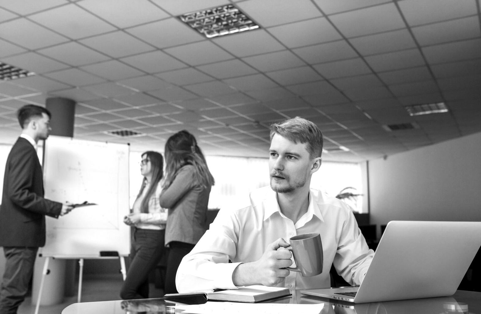 Análisis detallado de escenarios financieros
