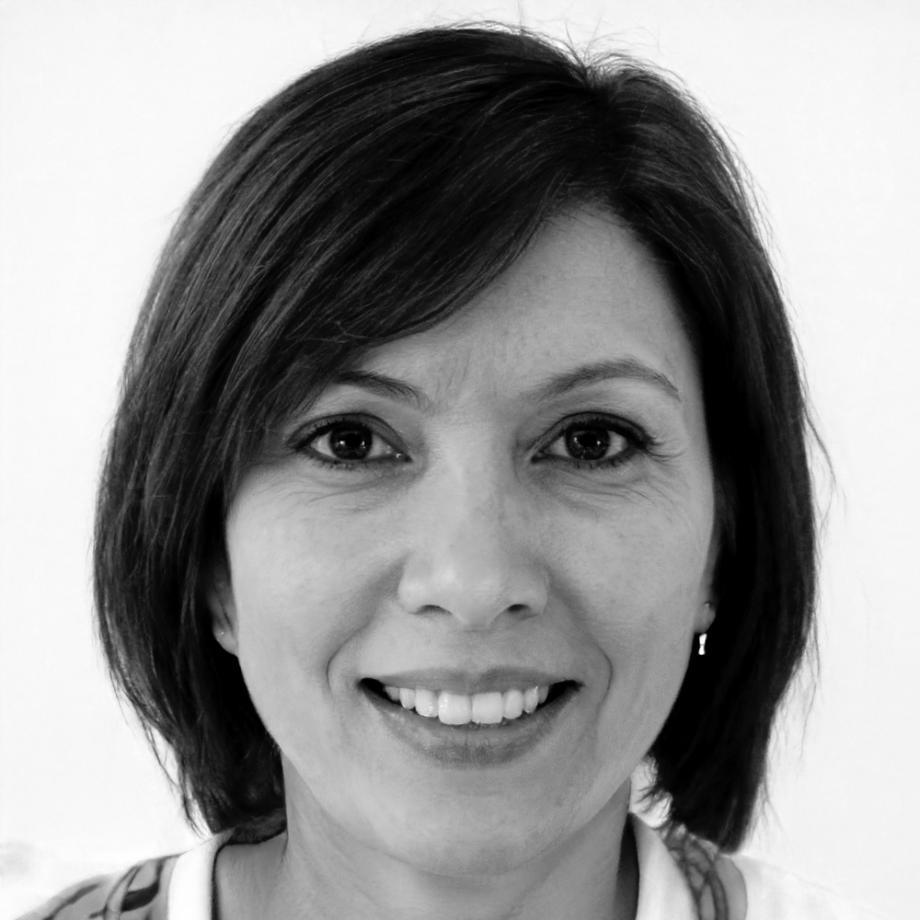 Retrato profesional de Tecla Rosinda